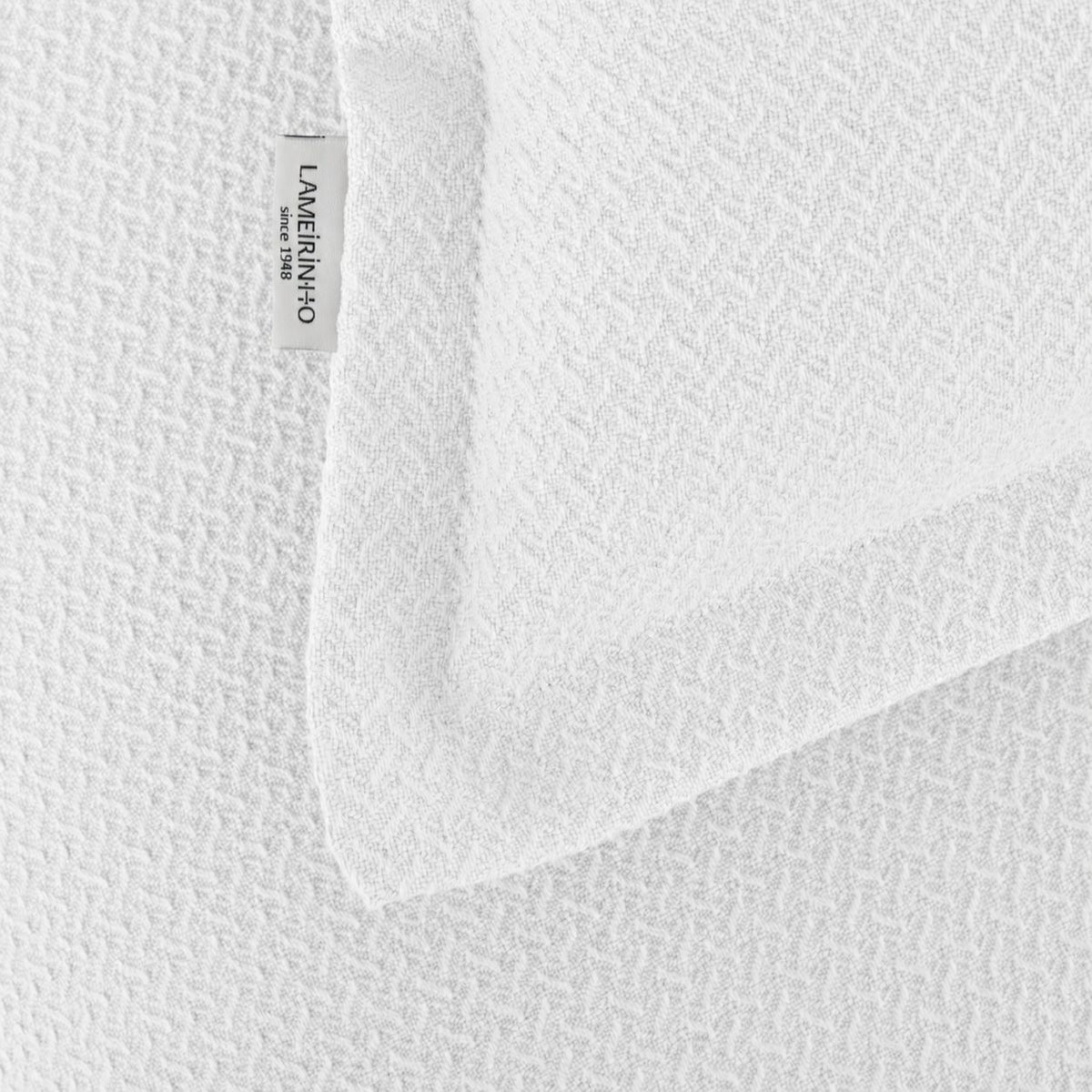 Bedspread, Clove White