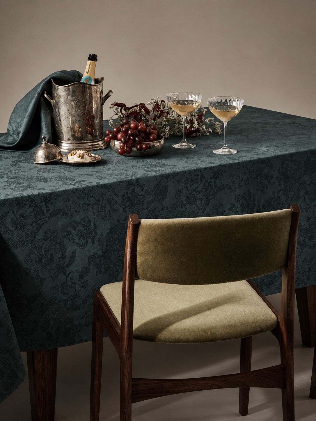 Tablecloth, Ducasse