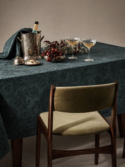 Toalha de mesa, Ducasse