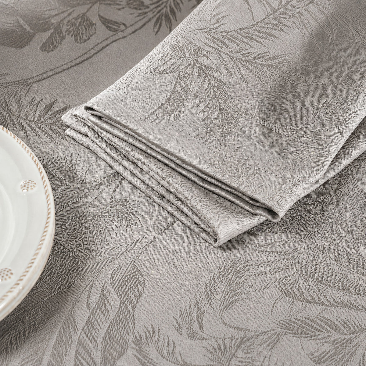 Napkins, Salles