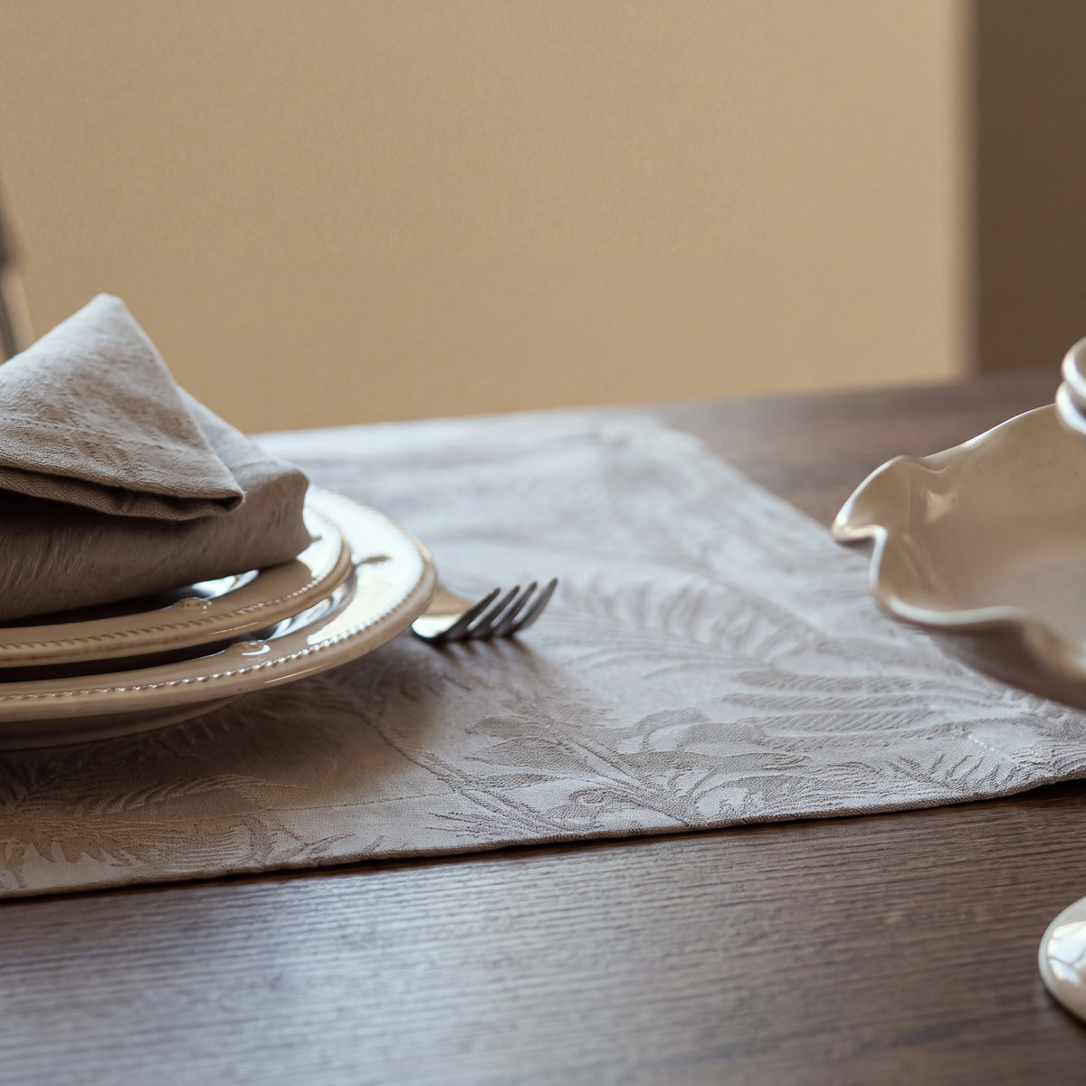 Placemat, Salles